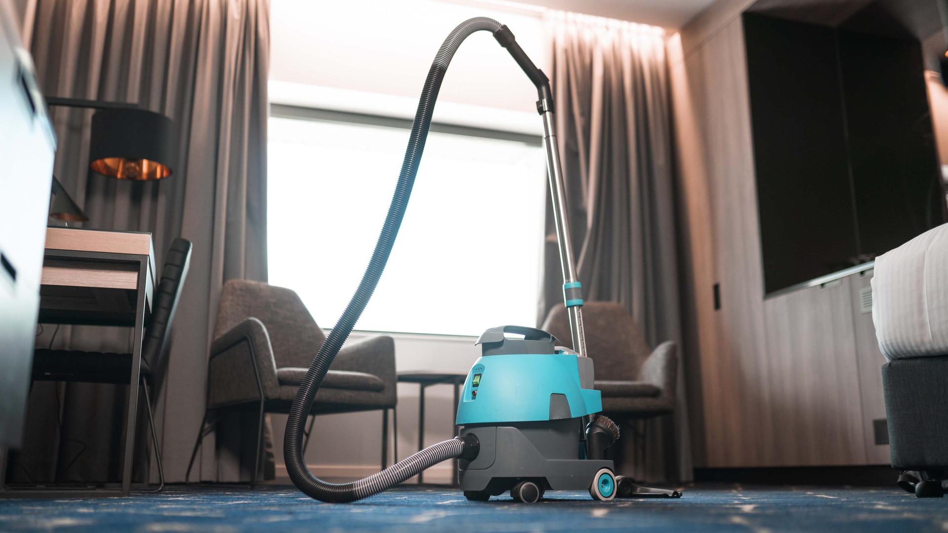 Three Key Features You Need In A Commercial Vacuum Cleaner