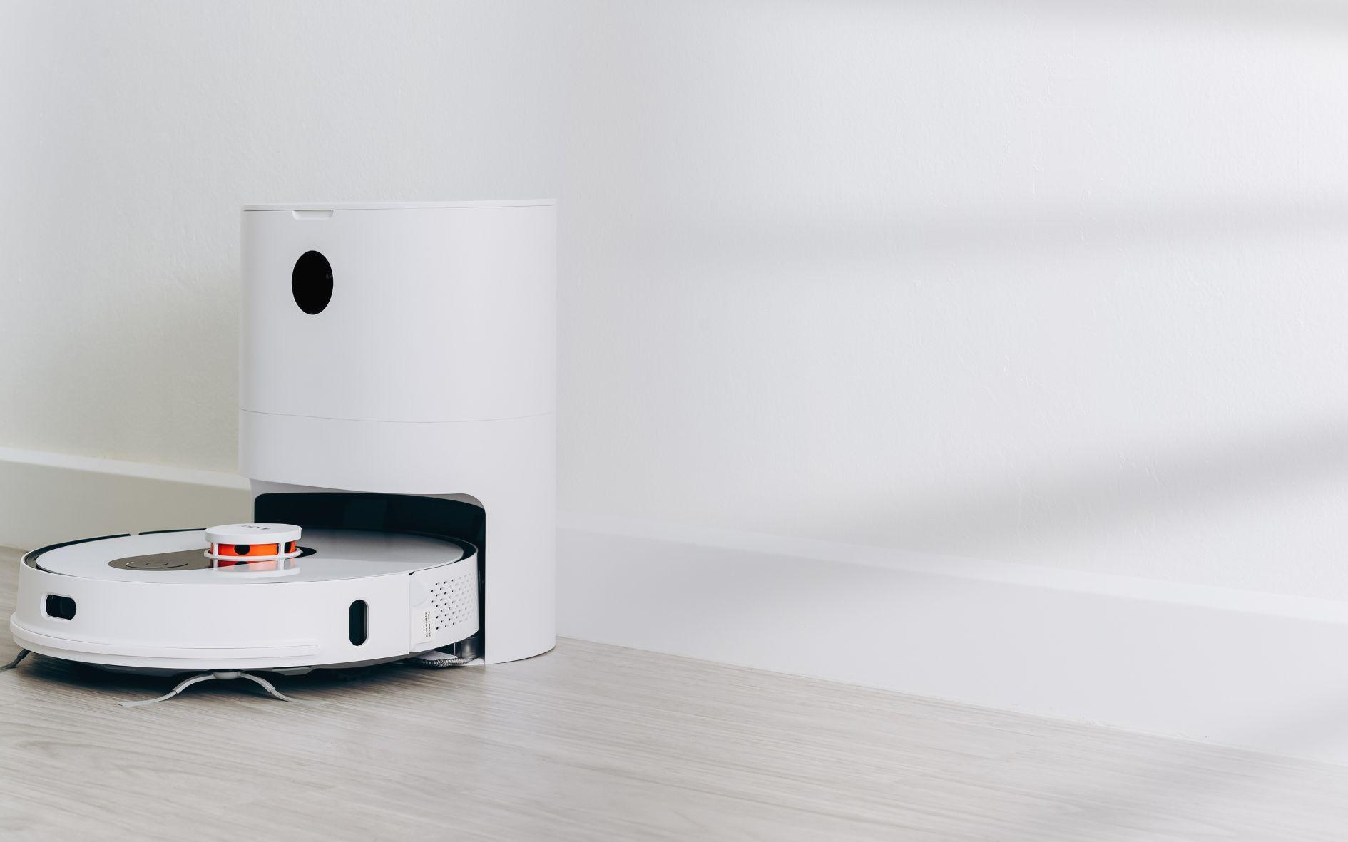 How Does the Co-Botic 1700 Compare to a Domestic Robotic Vacuum